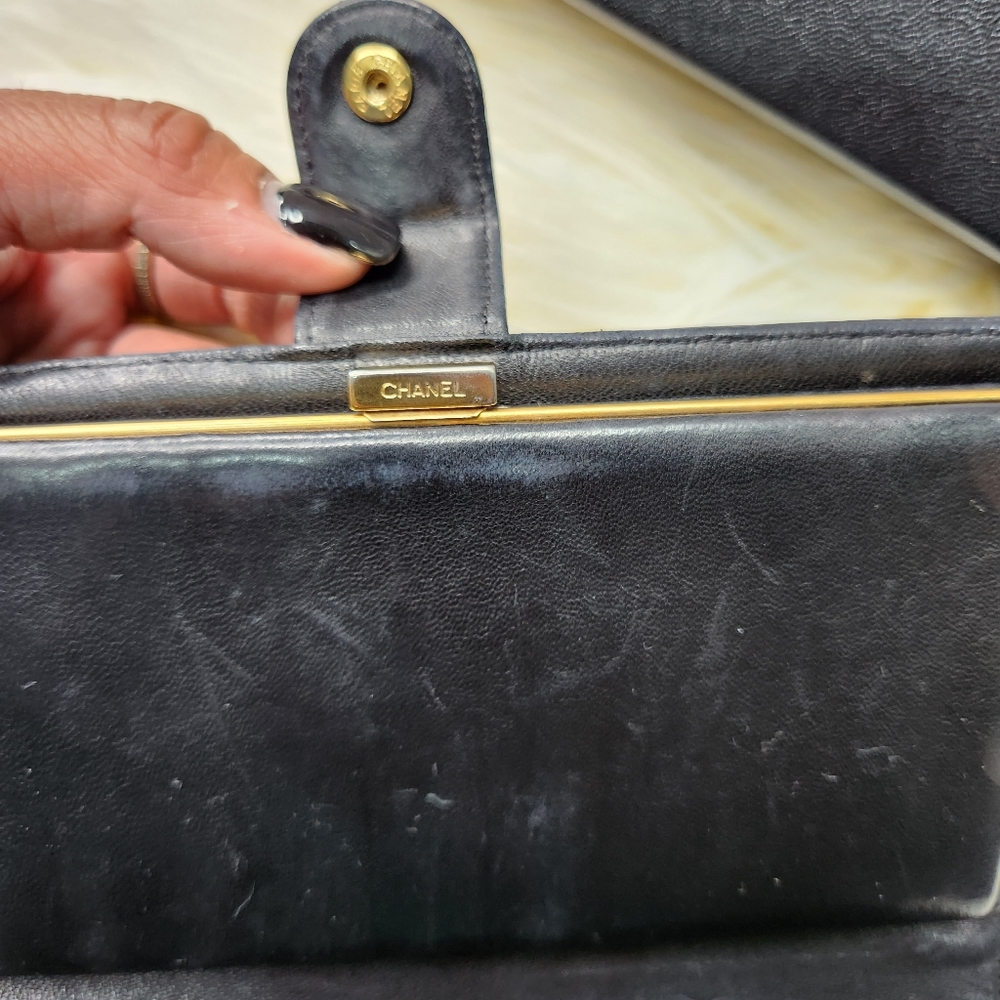 Chanel Fold Wallet - Picture 3 of 11